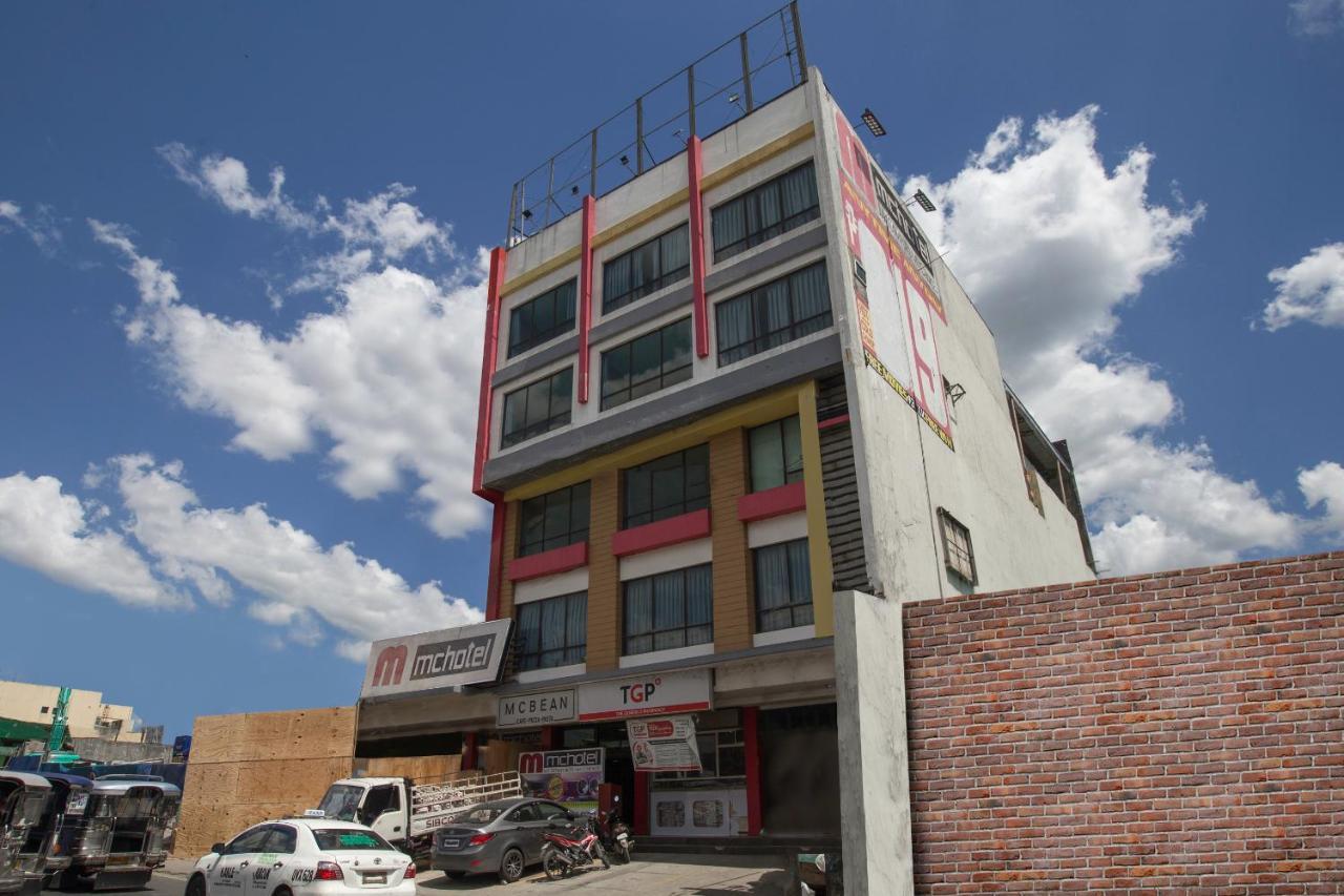 Oyo 666 Mc Hotel Fairview Quezon City Exterior foto