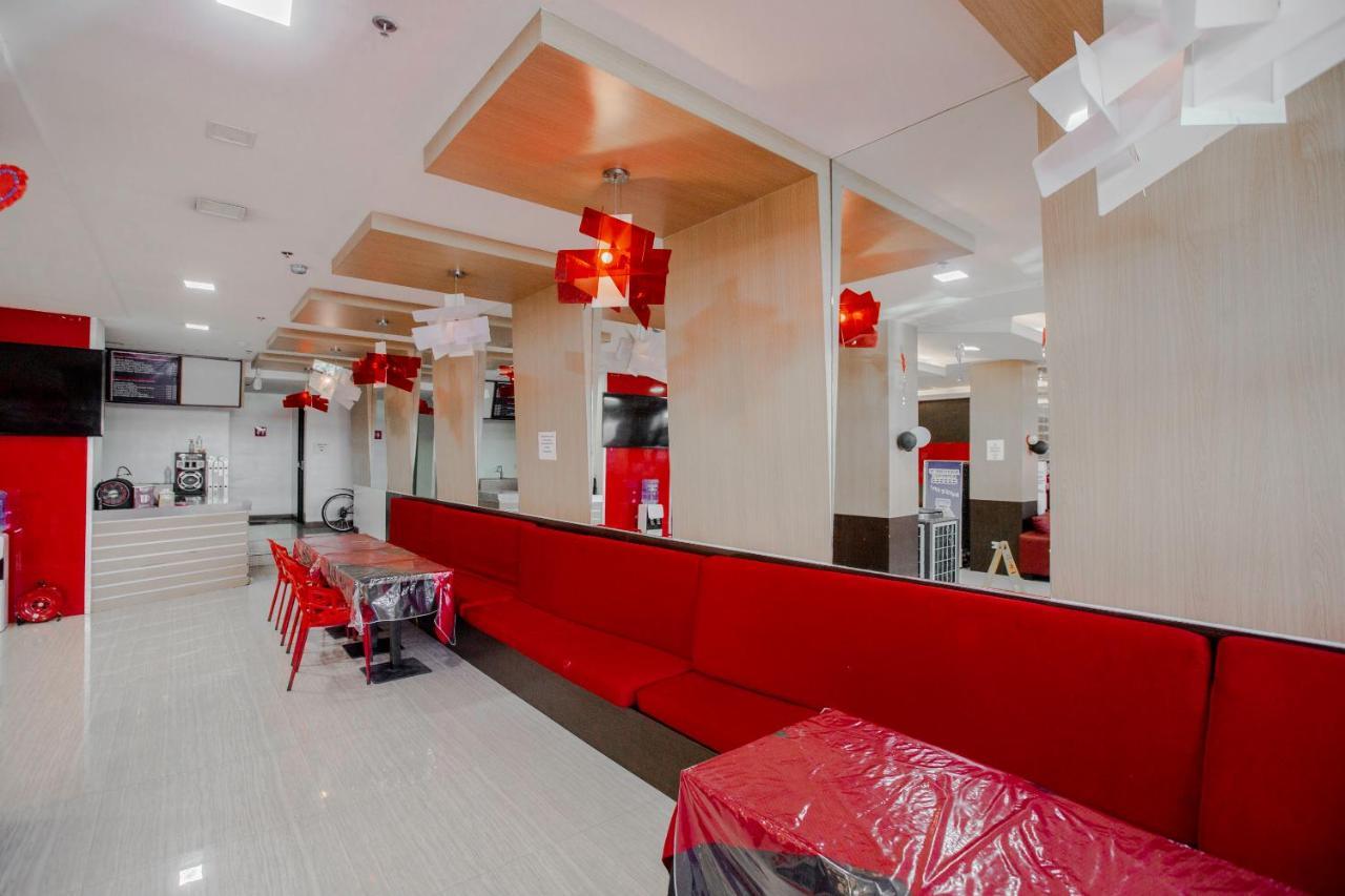 Oyo 666 Mc Hotel Fairview Quezon City Exterior foto